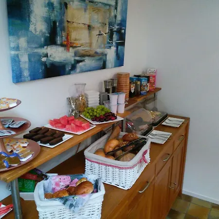 Hotel De Wilde Kriek - Before De Karsteboom 3*