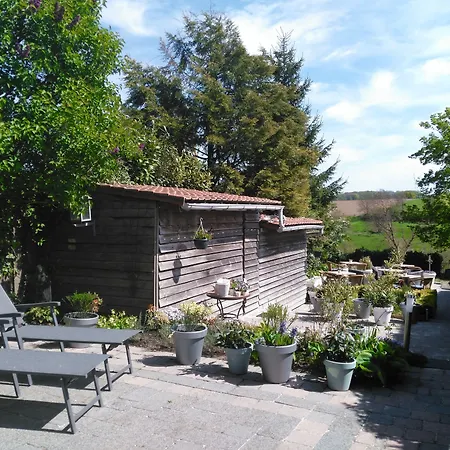 Hotell De Wilde Kriek 3*